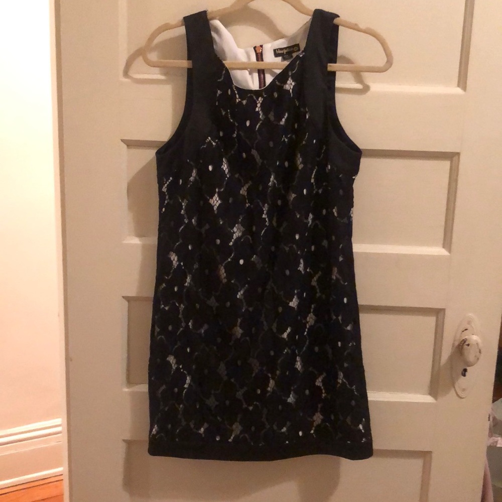 Black lace dress